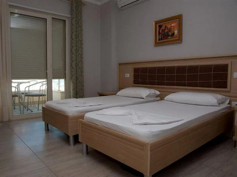 ****  Hotel Vila Lule Durrës Albanie