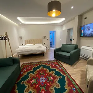 Bed & Breakfast Vila-amo, Suites&rooms In Center Tirana