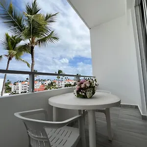 Hotel Vacation Suites With Rooftop Pool, Club, Spa, Restaurants - Playa Corales